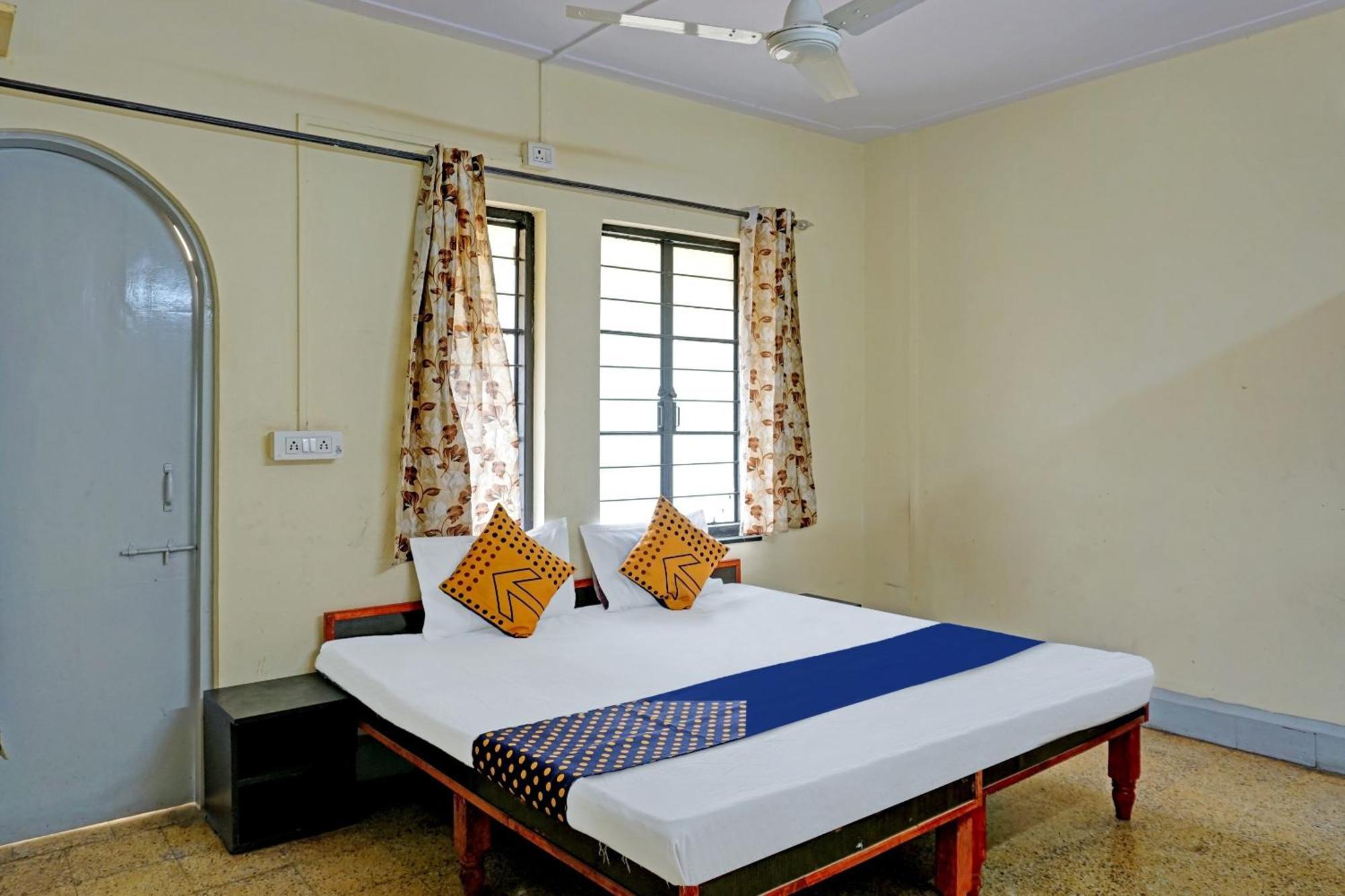 Spot On Hotel Prakash Residency, Near Hanuman Gym Ajmera Colony, Pimpri Eksteriør bilde