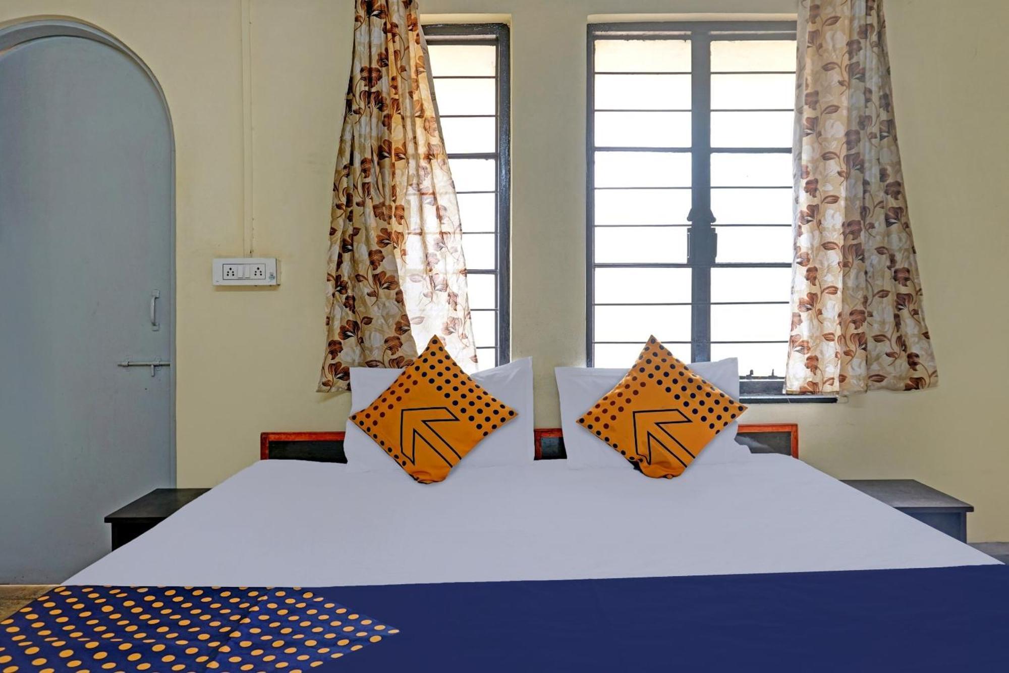 Spot On Hotel Prakash Residency, Near Hanuman Gym Ajmera Colony, Pimpri Eksteriør bilde