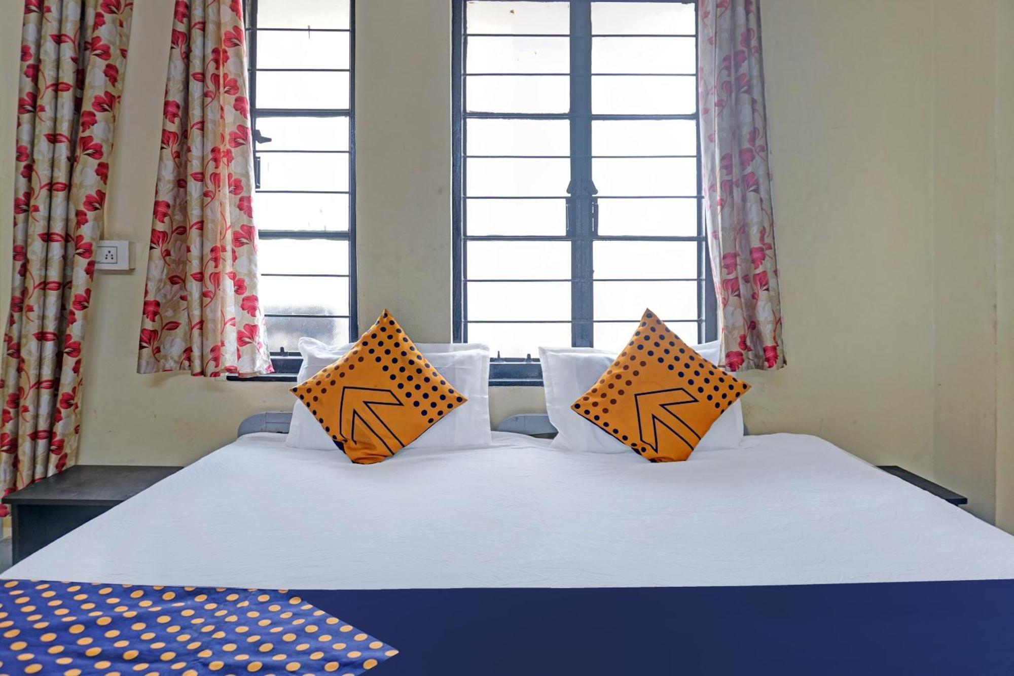Spot On Hotel Prakash Residency, Near Hanuman Gym Ajmera Colony, Pimpri Eksteriør bilde