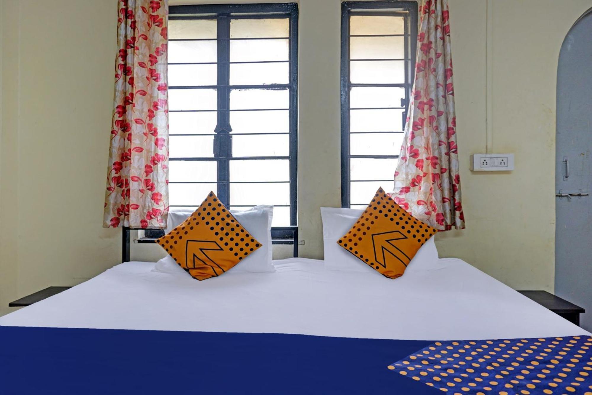 Spot On Hotel Prakash Residency, Near Hanuman Gym Ajmera Colony, Pimpri Eksteriør bilde