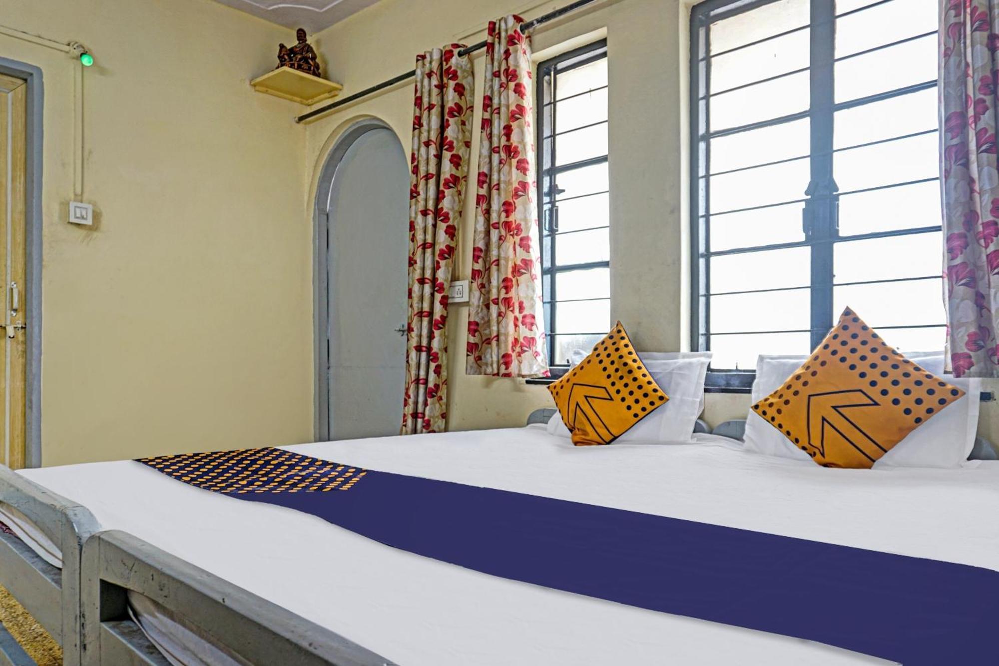 Spot On Hotel Prakash Residency, Near Hanuman Gym Ajmera Colony, Pimpri Eksteriør bilde