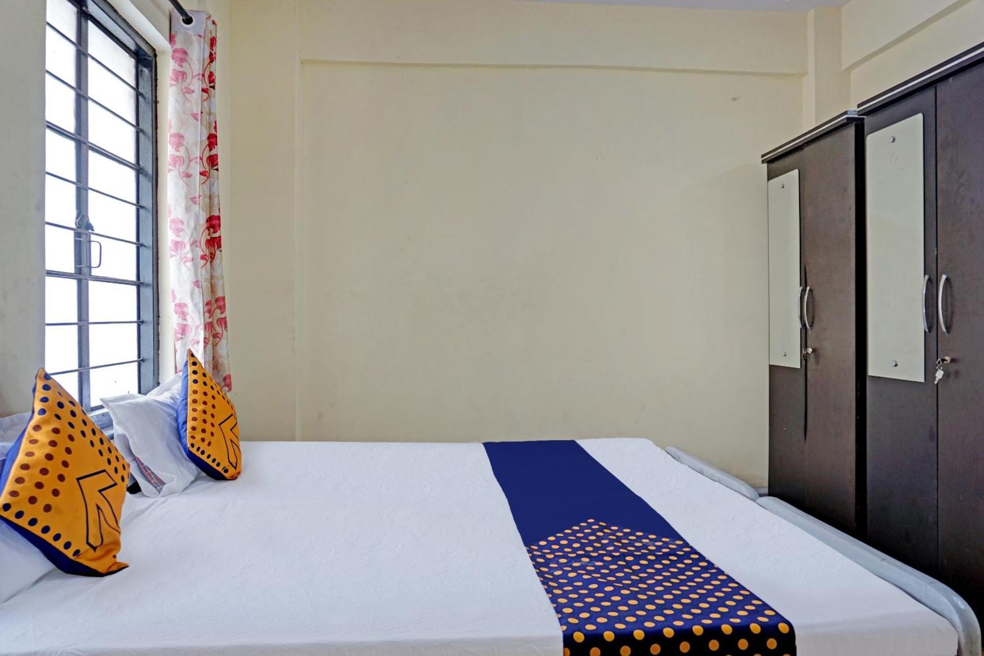 Spot On Hotel Prakash Residency, Near Hanuman Gym Ajmera Colony, Pimpri Eksteriør bilde
