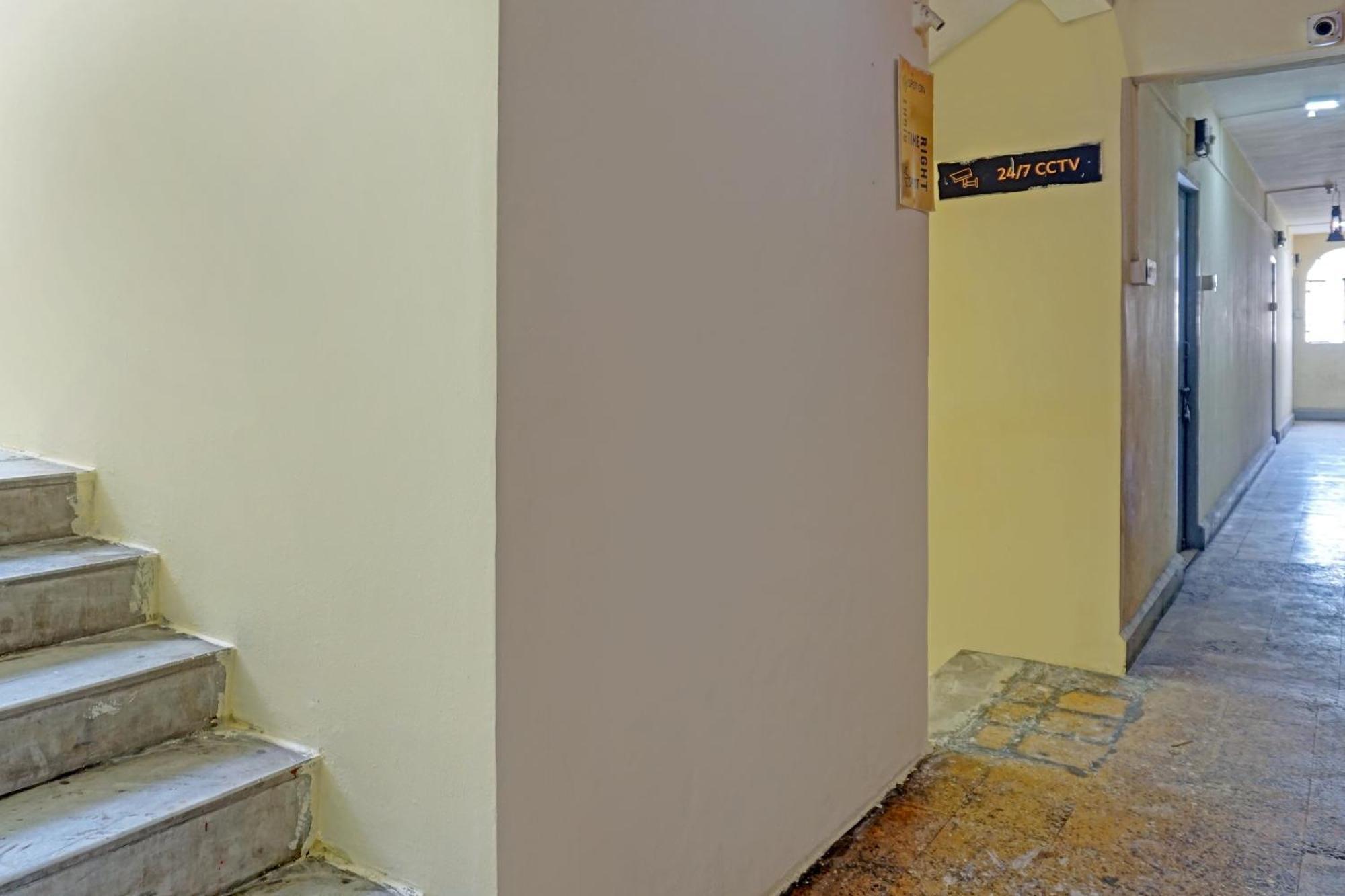 Spot On Hotel Prakash Residency, Near Hanuman Gym Ajmera Colony, Pimpri Eksteriør bilde