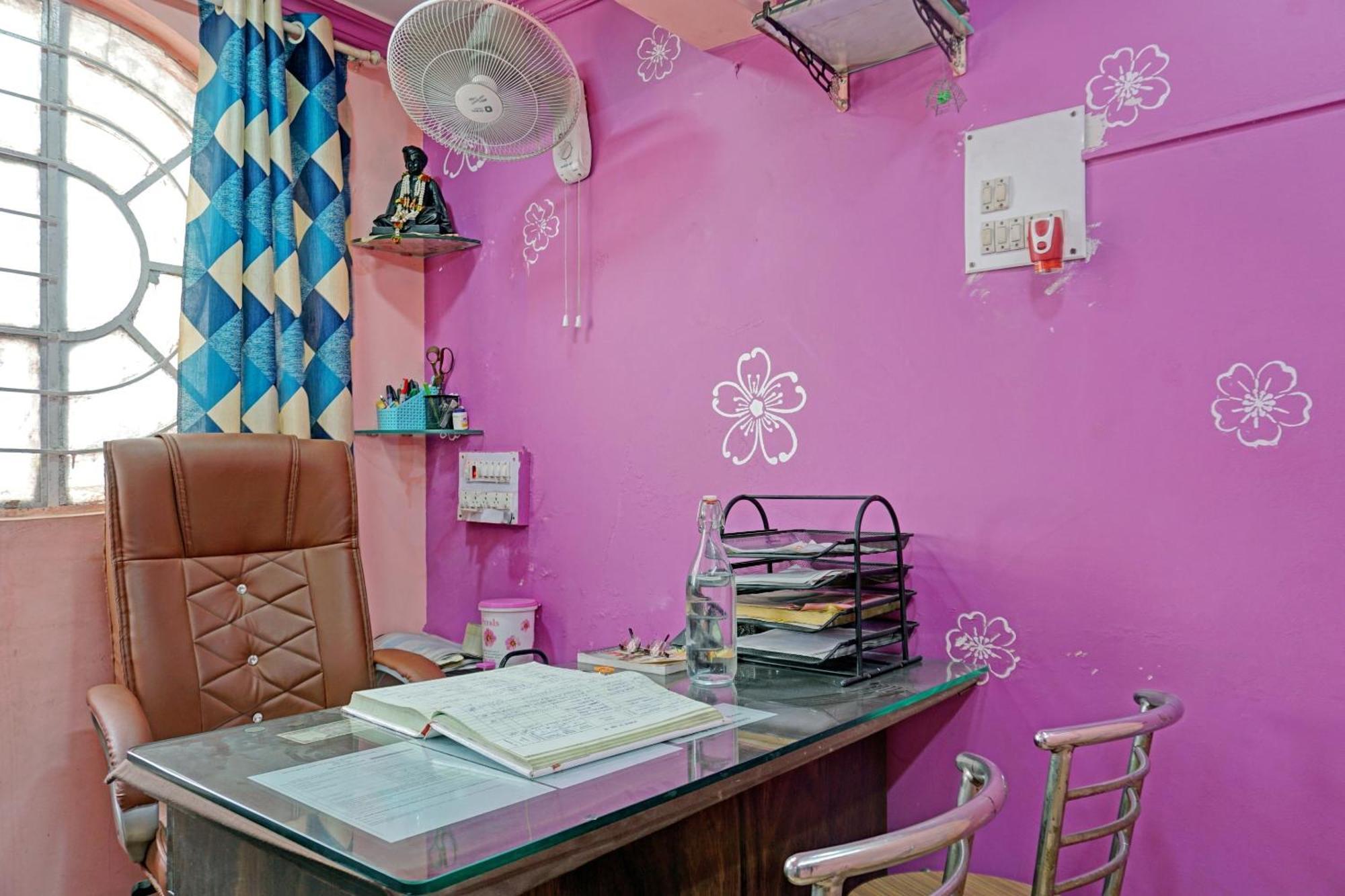 Spot On Hotel Prakash Residency, Near Hanuman Gym Ajmera Colony, Pimpri Eksteriør bilde
