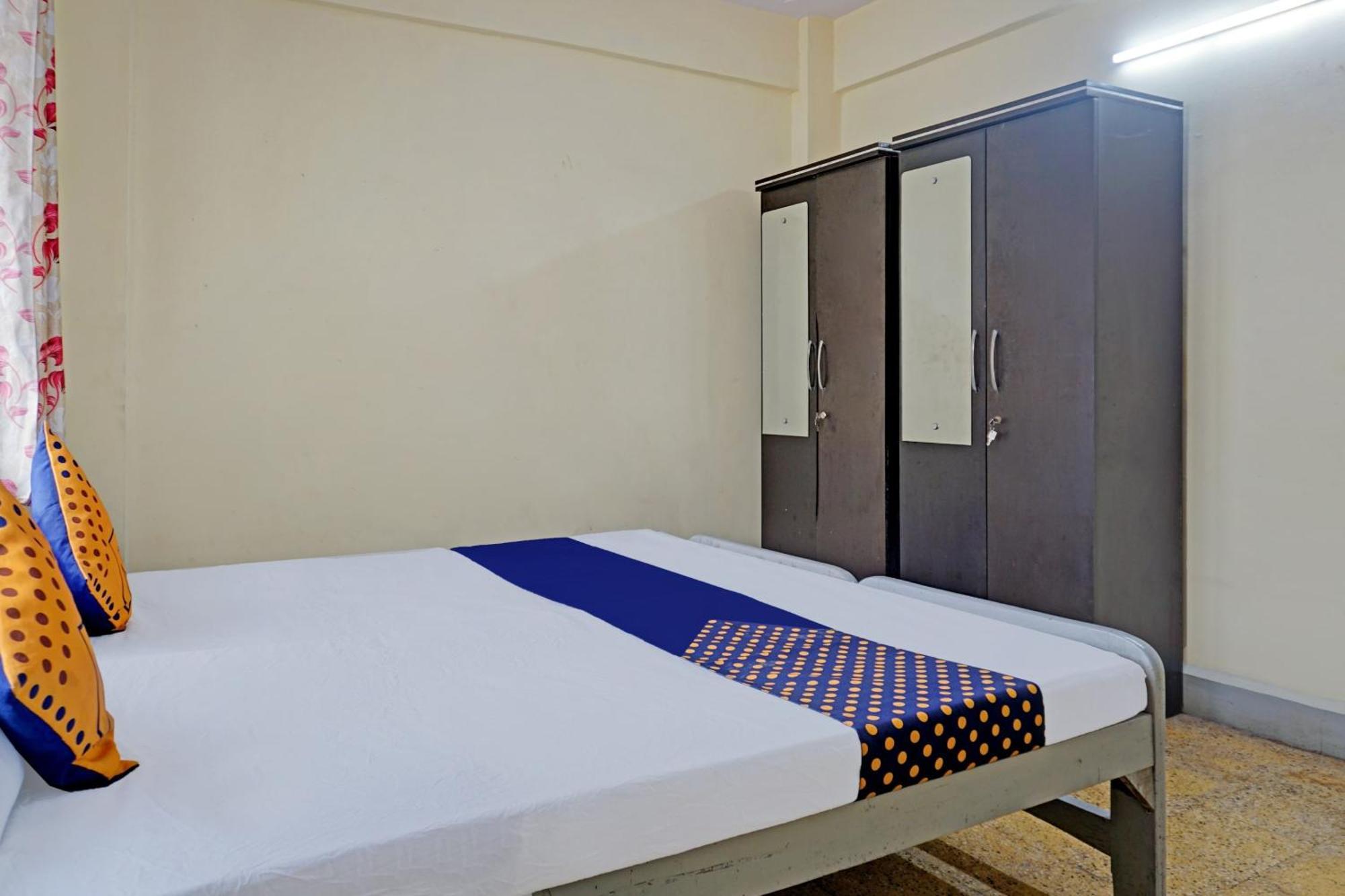Spot On Hotel Prakash Residency, Near Hanuman Gym Ajmera Colony, Pimpri Eksteriør bilde